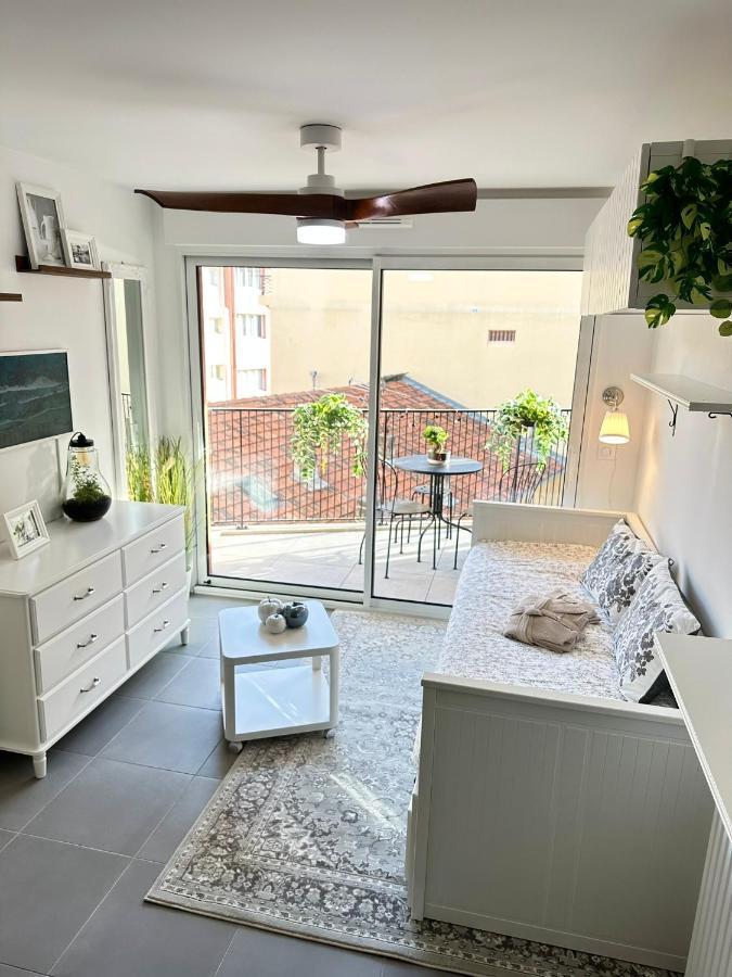 Charmant Studio A Proximite Du Port De Nice Exterior photo